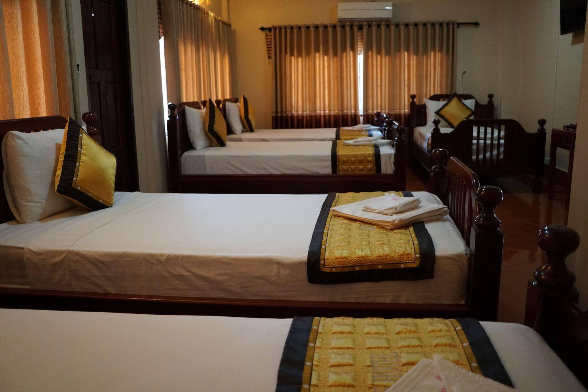 Mountain View Riverside Boutique Hotel