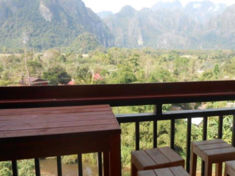 Mountain View Riverside Boutique Hotel