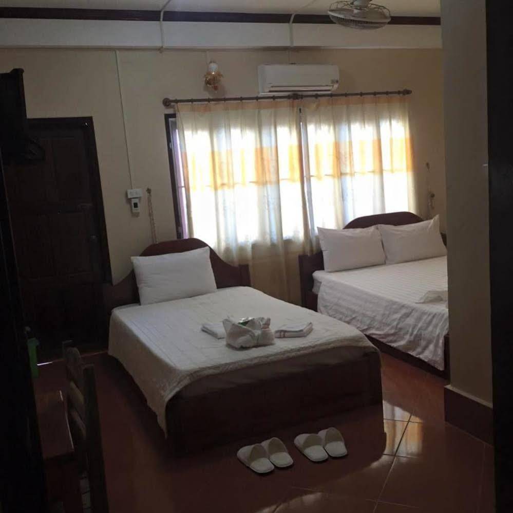 Mountain View Riverside Boutique Hotel