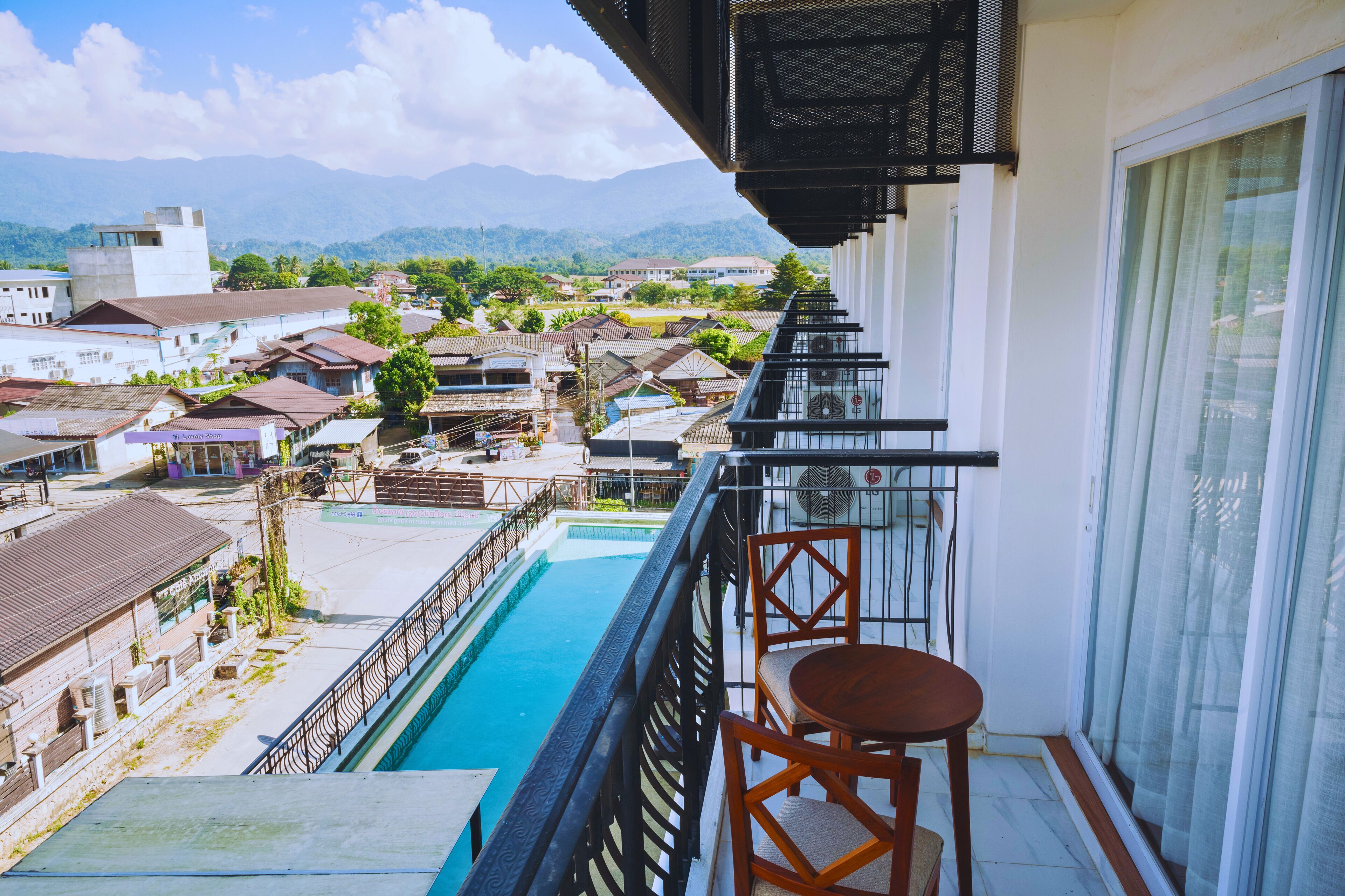 Oudomsin Vang Vieng Hotel