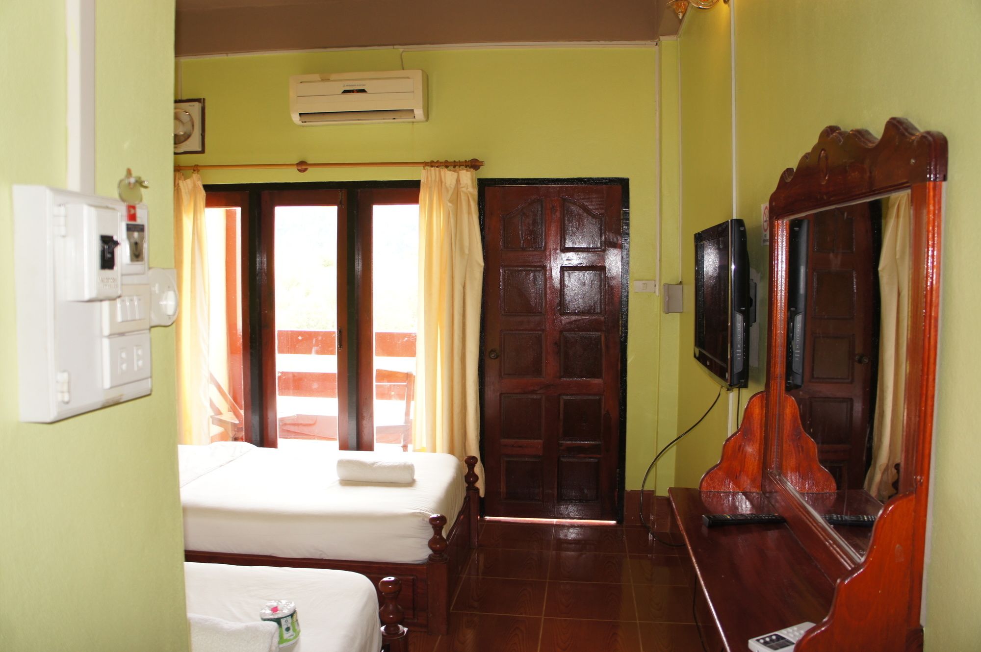Popular View Guesthouse