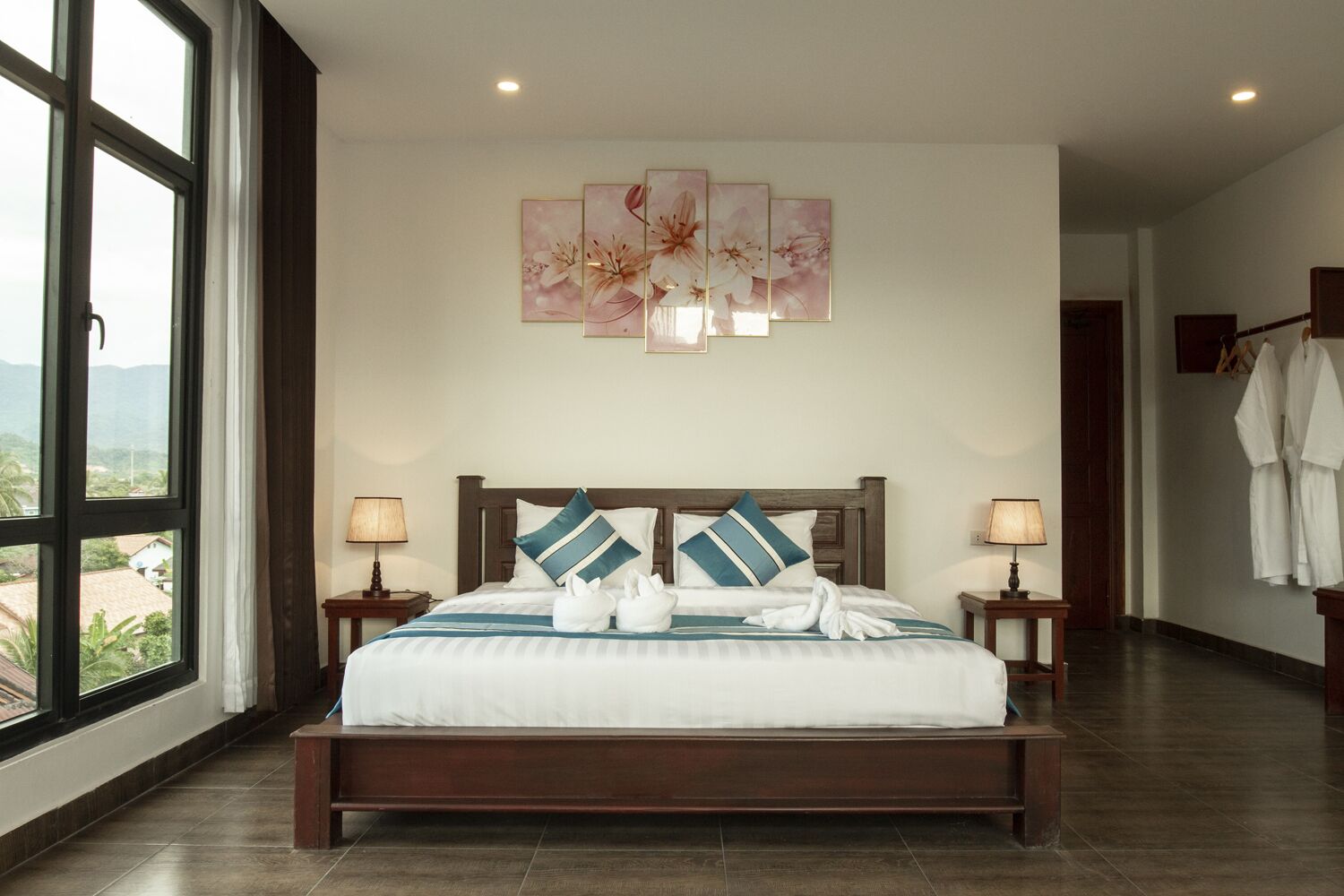 Serene Premier Vang Vieng Hotel