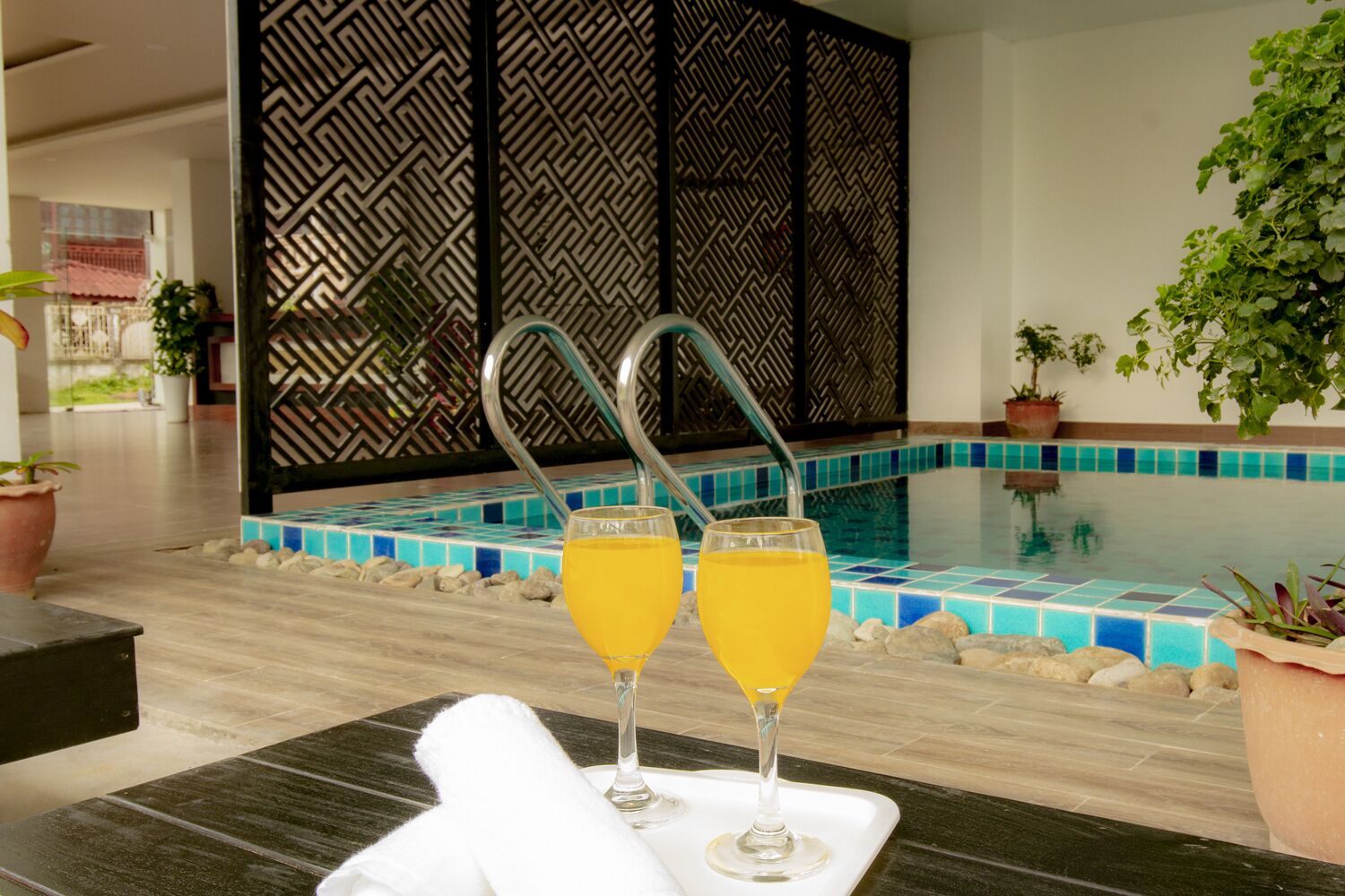 Serene Premier Vang Vieng Hotel