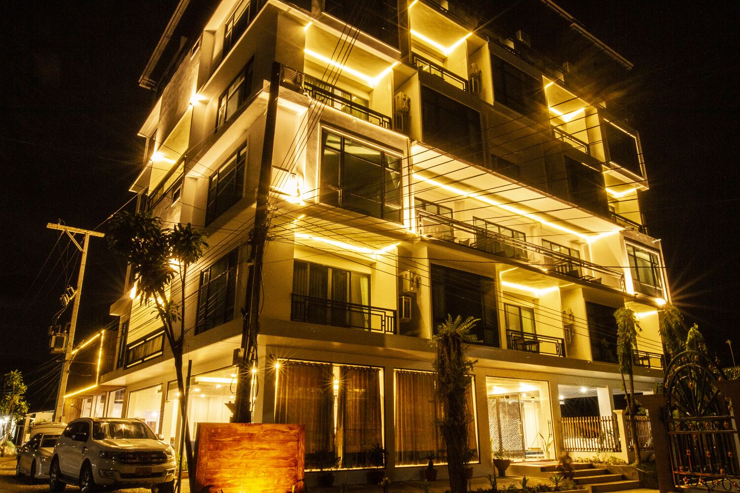 Serene Premier Vang Vieng Hotel