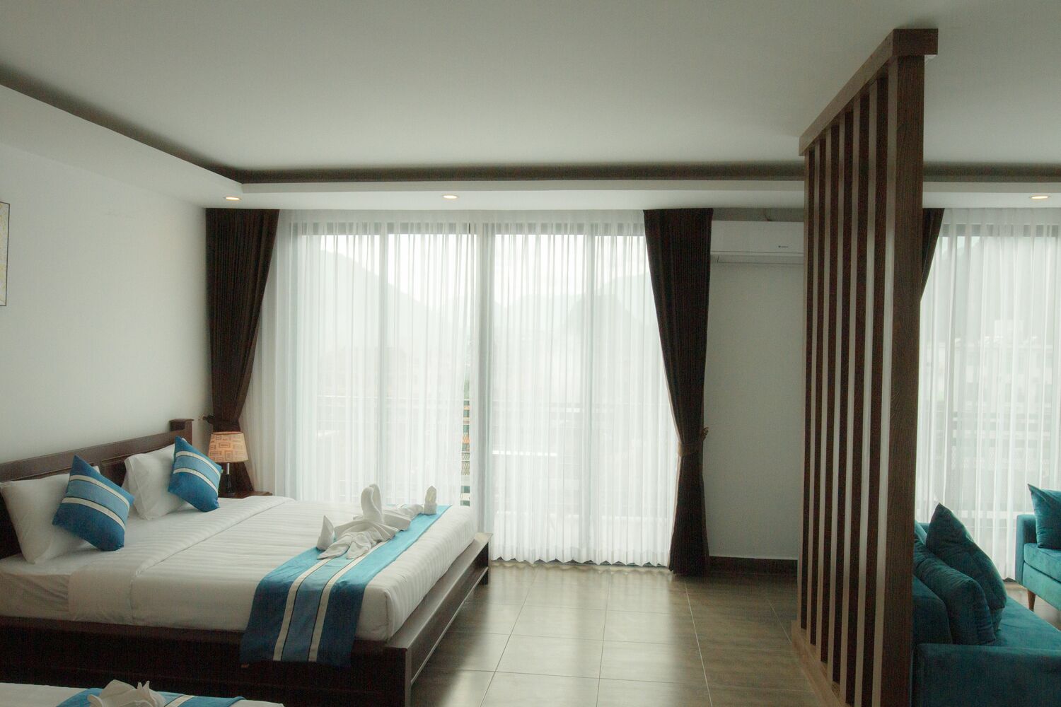 Serene Premier Vang Vieng Hotel