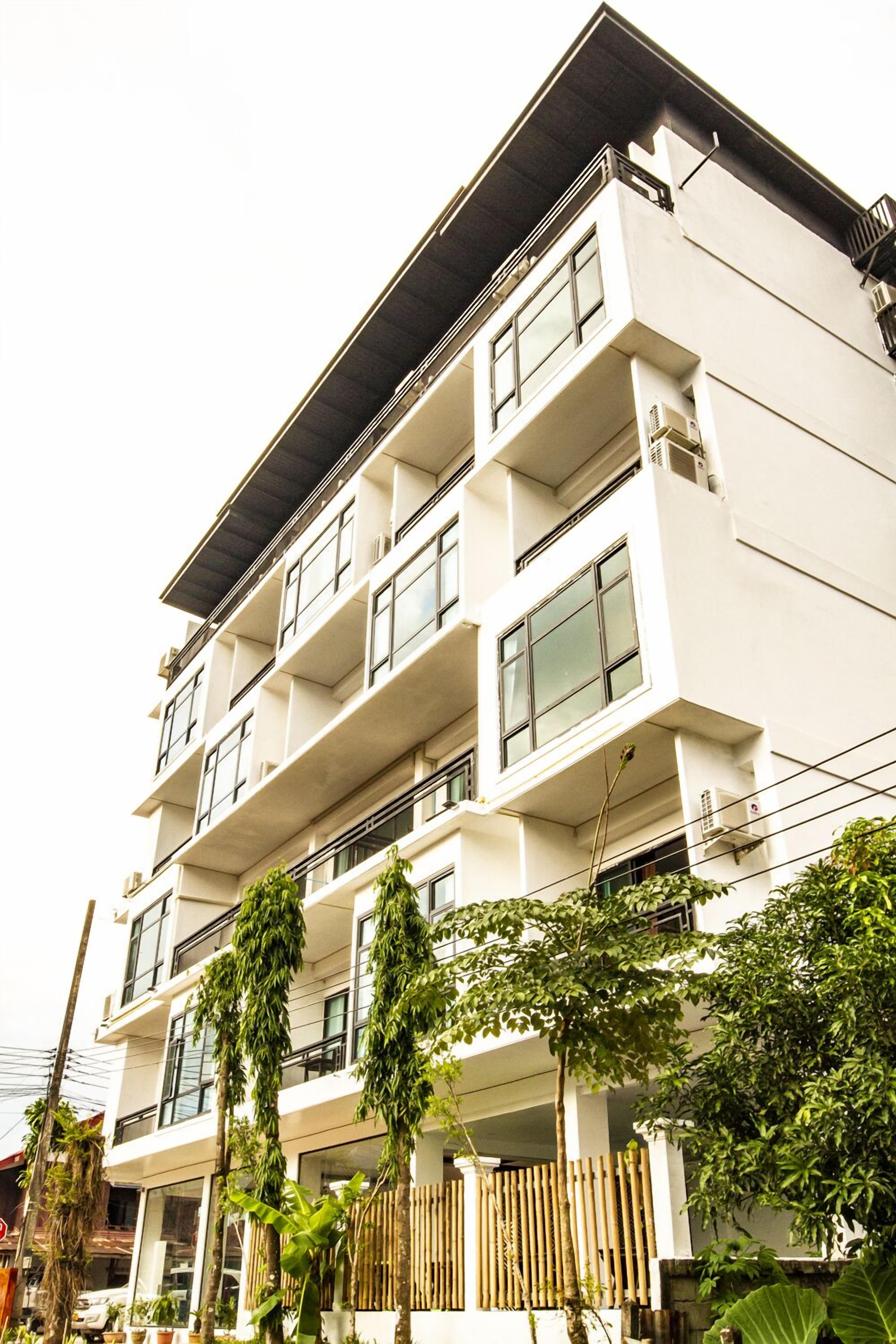 Serene Premier Vang Vieng Hotel