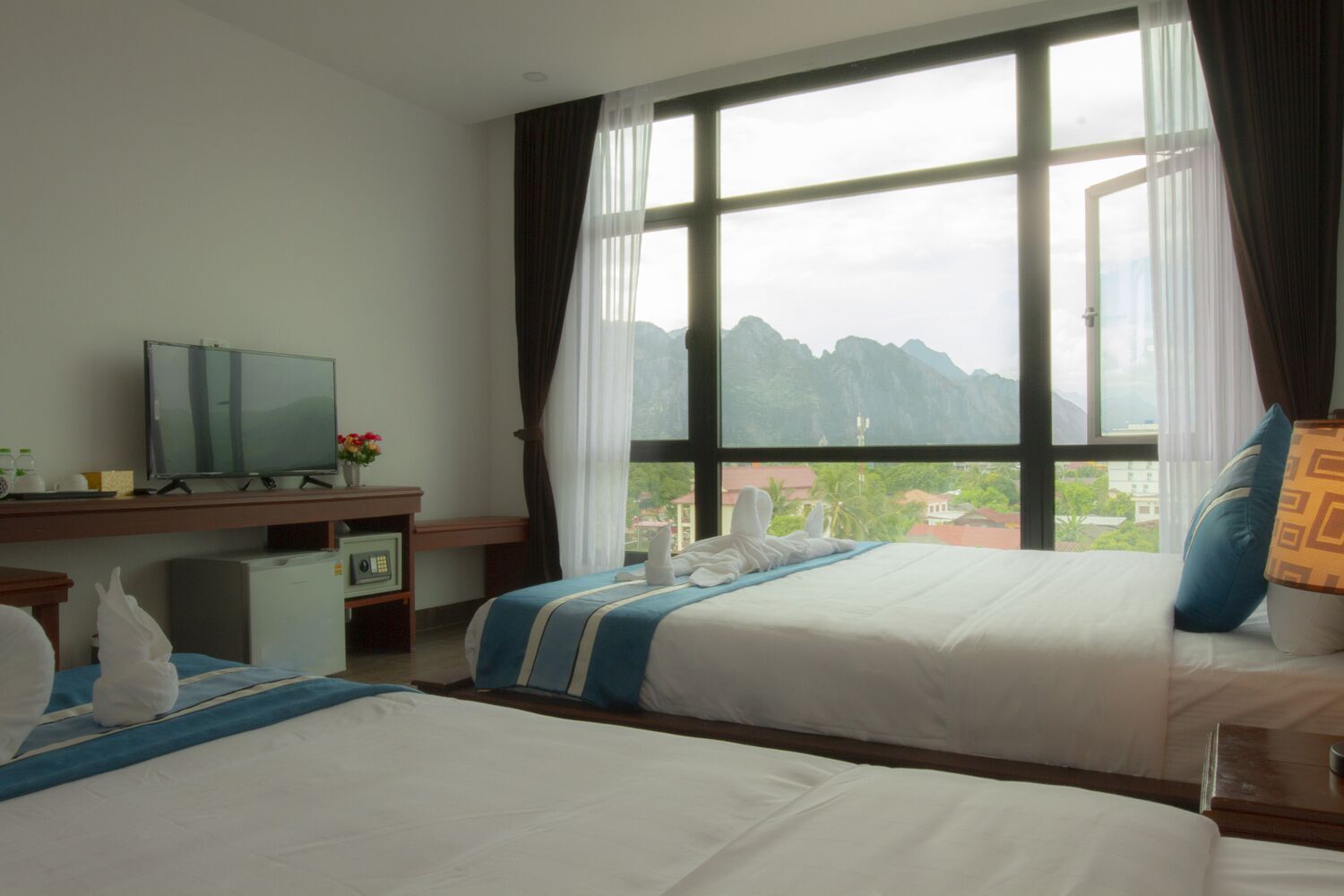 Serene Premier Vang Vieng Hotel