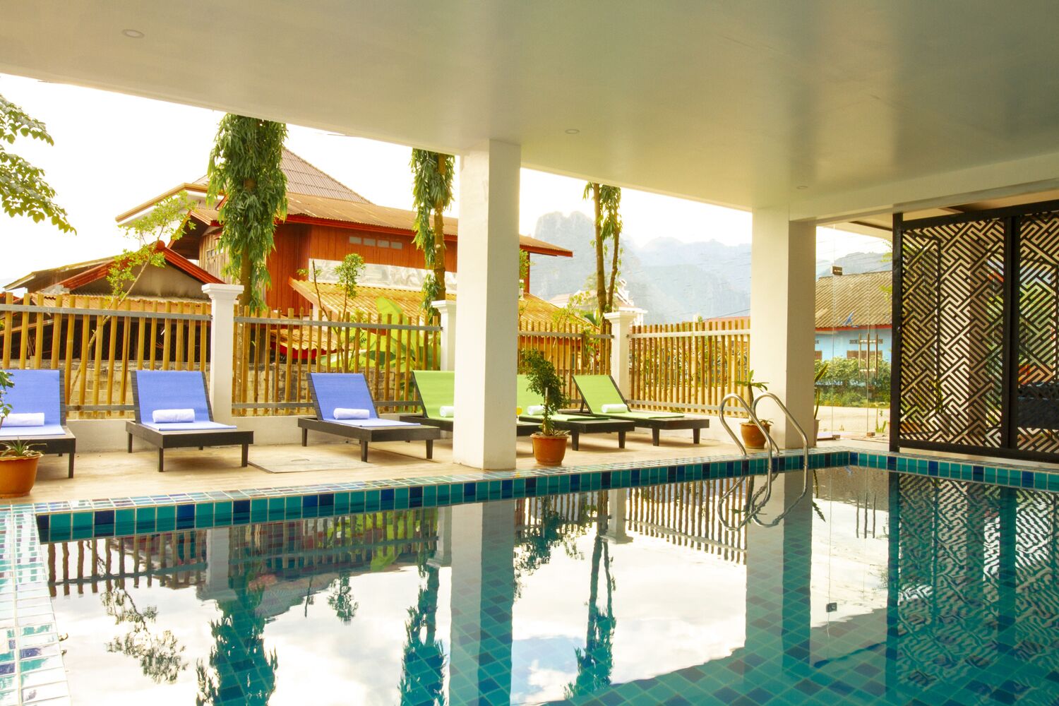 Serene Premier Vang Vieng Hotel