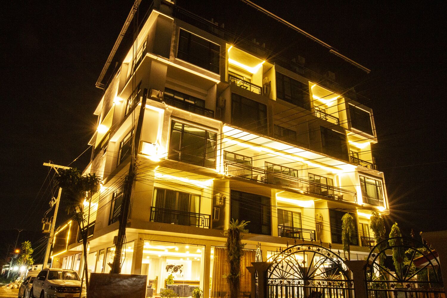 Serene Premier Vang Vieng Hotel