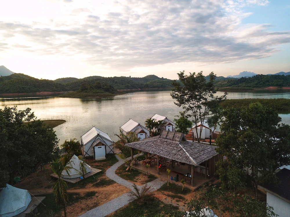 Sunset Nam Ngum Tented Resort