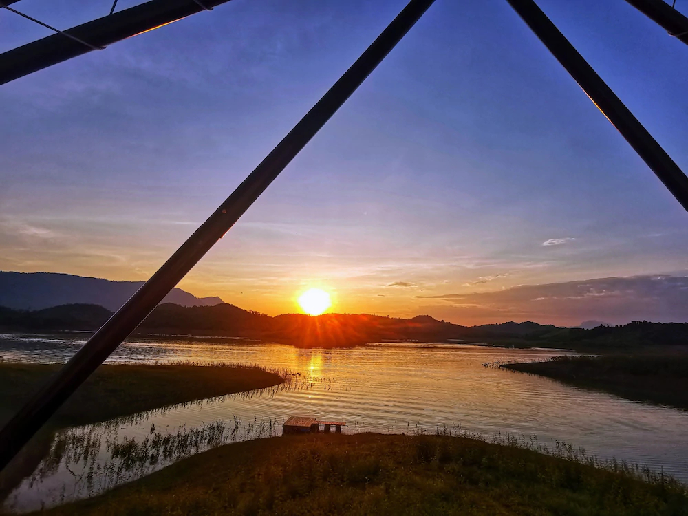 Sunset Nam Ngum Tented Resort