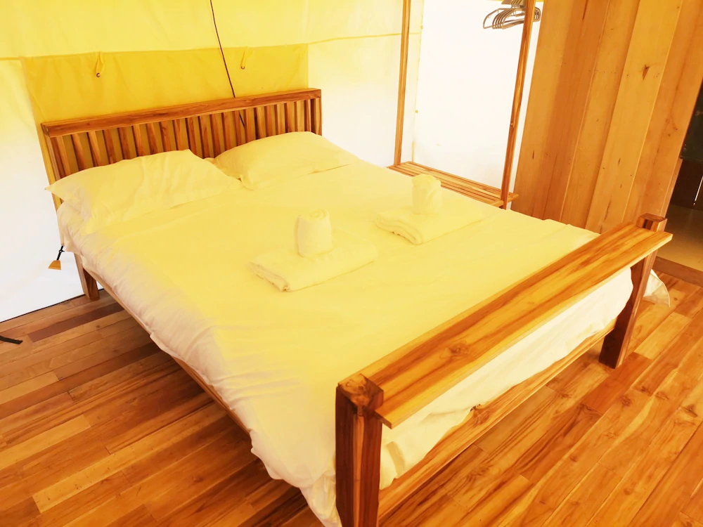 Sunset Nam Ngum Tented Resort