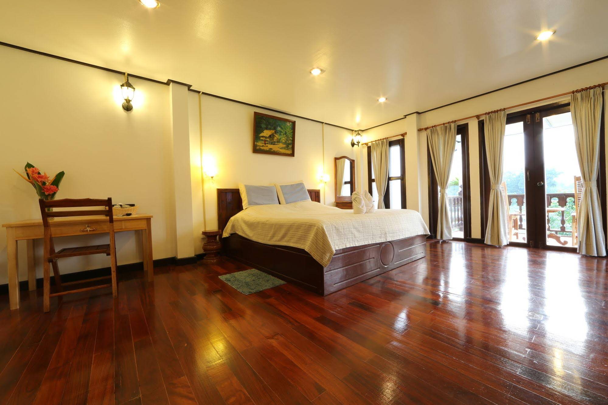 Thavonsouk Resort