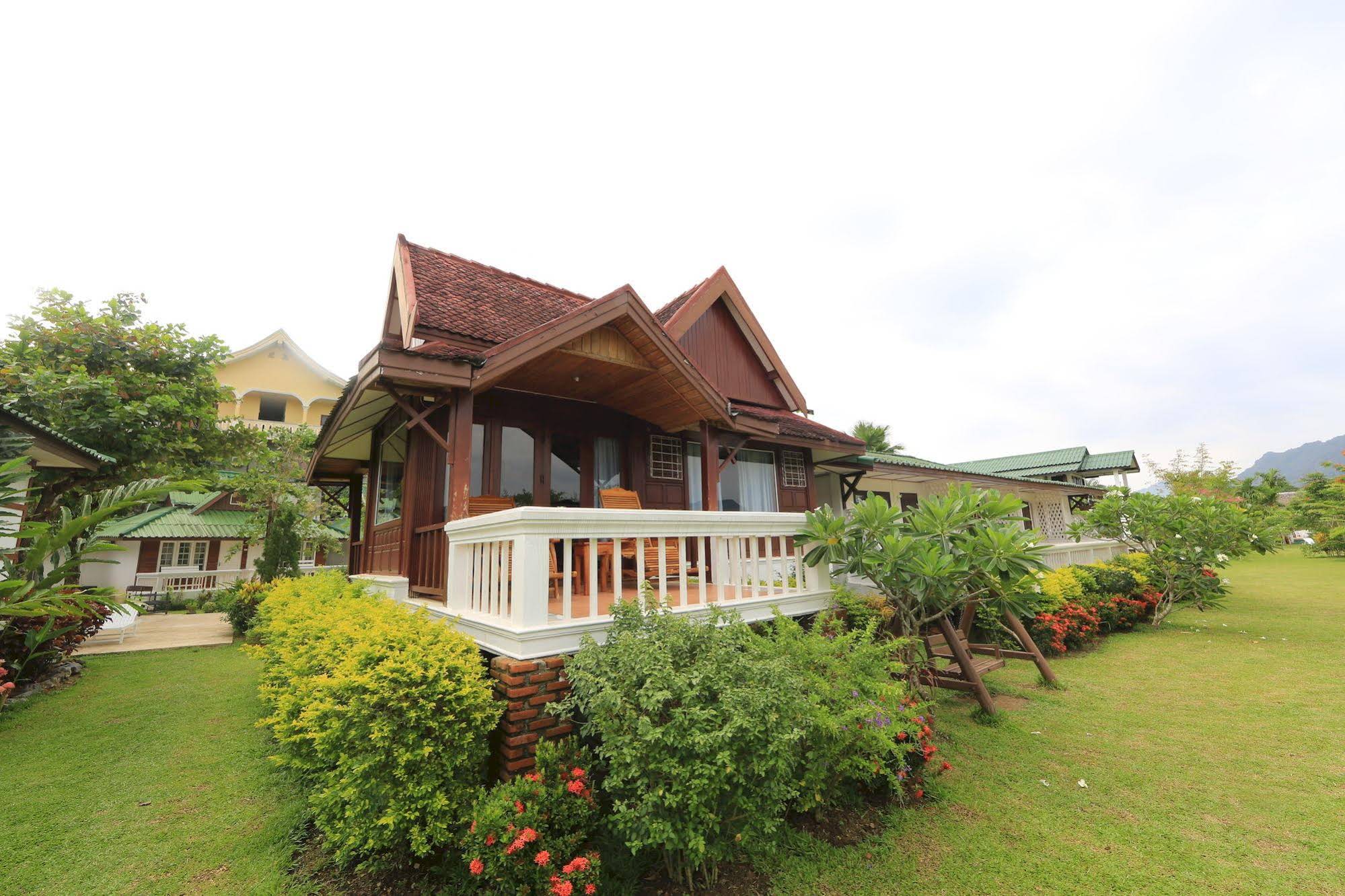 Thavonsouk Resort