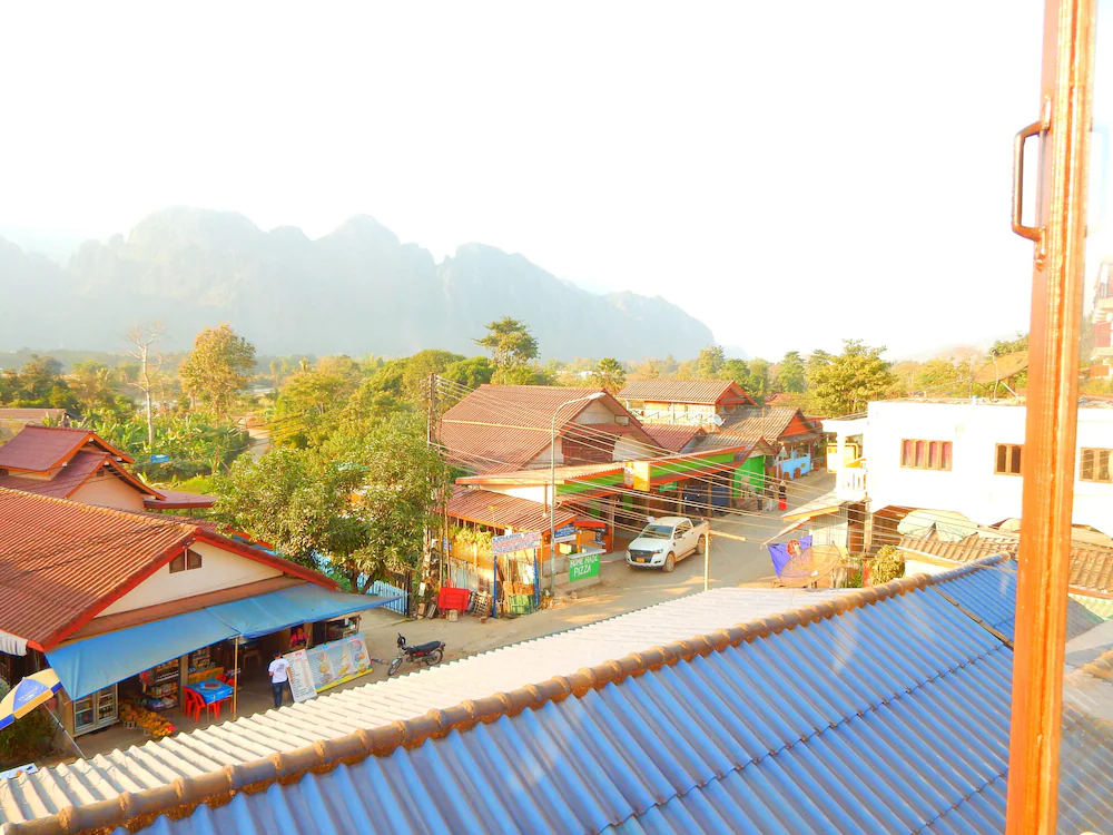 Vang Vieng Camellia Hotel