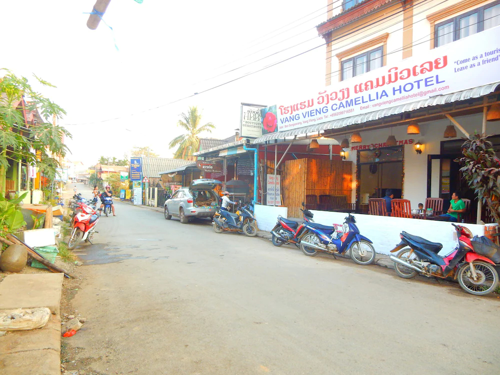 Vang Vieng Camellia Hotel
