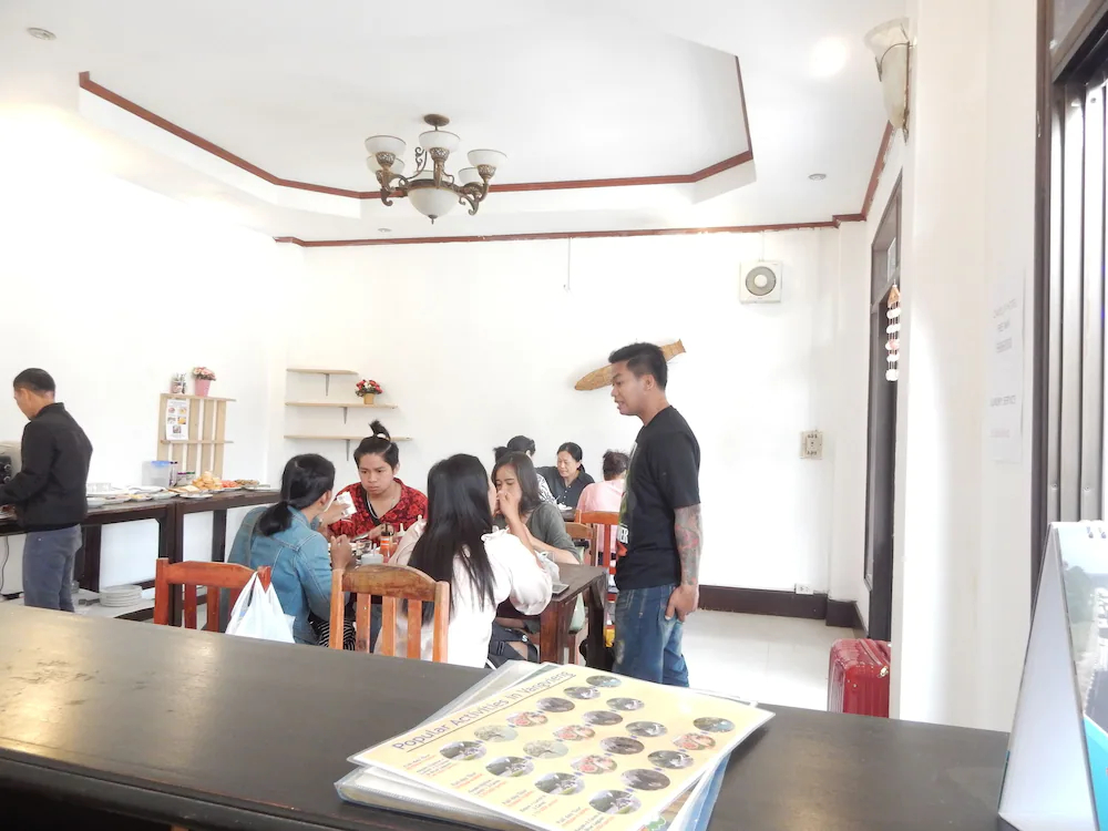 Vang Vieng Camellia Hotel