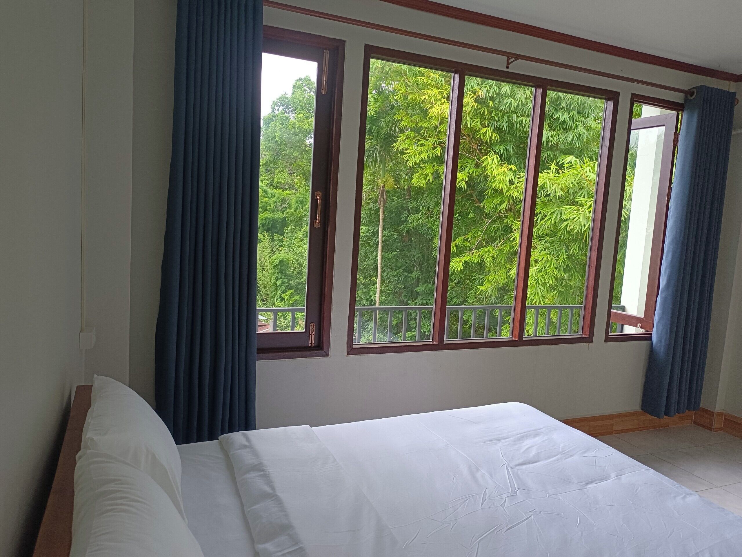 Vang Vieng Champa Hotel