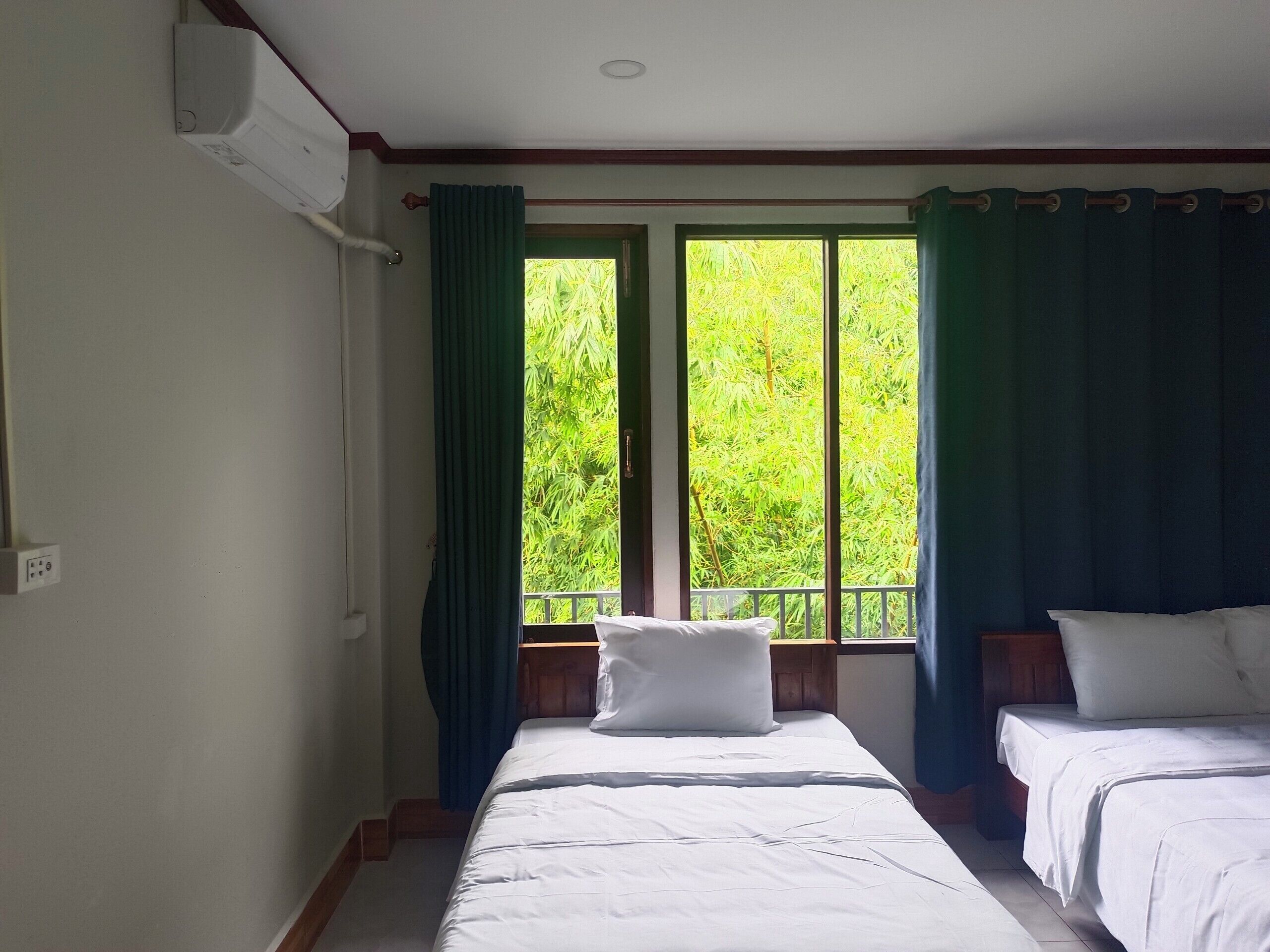 Vang Vieng Champa Hotel