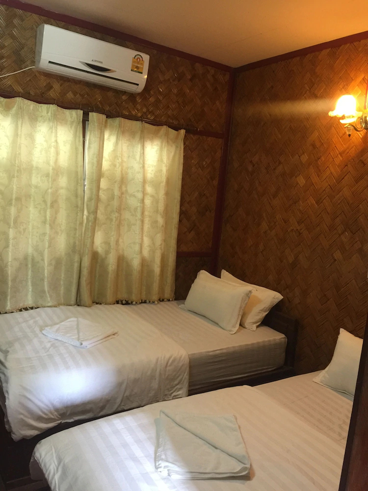 Vang Vieng Garden Bungalow
