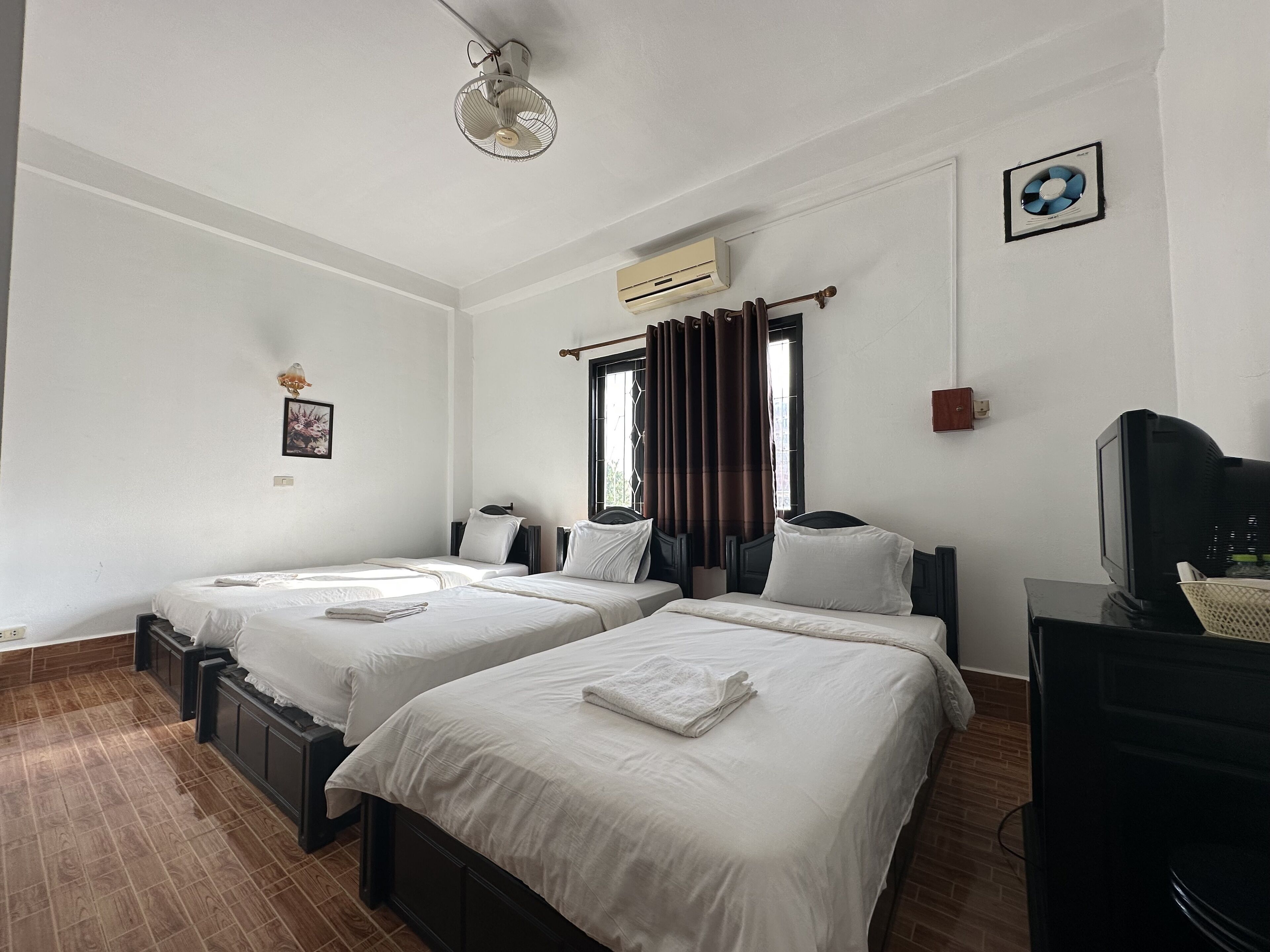 VangVieng Santara Hotel