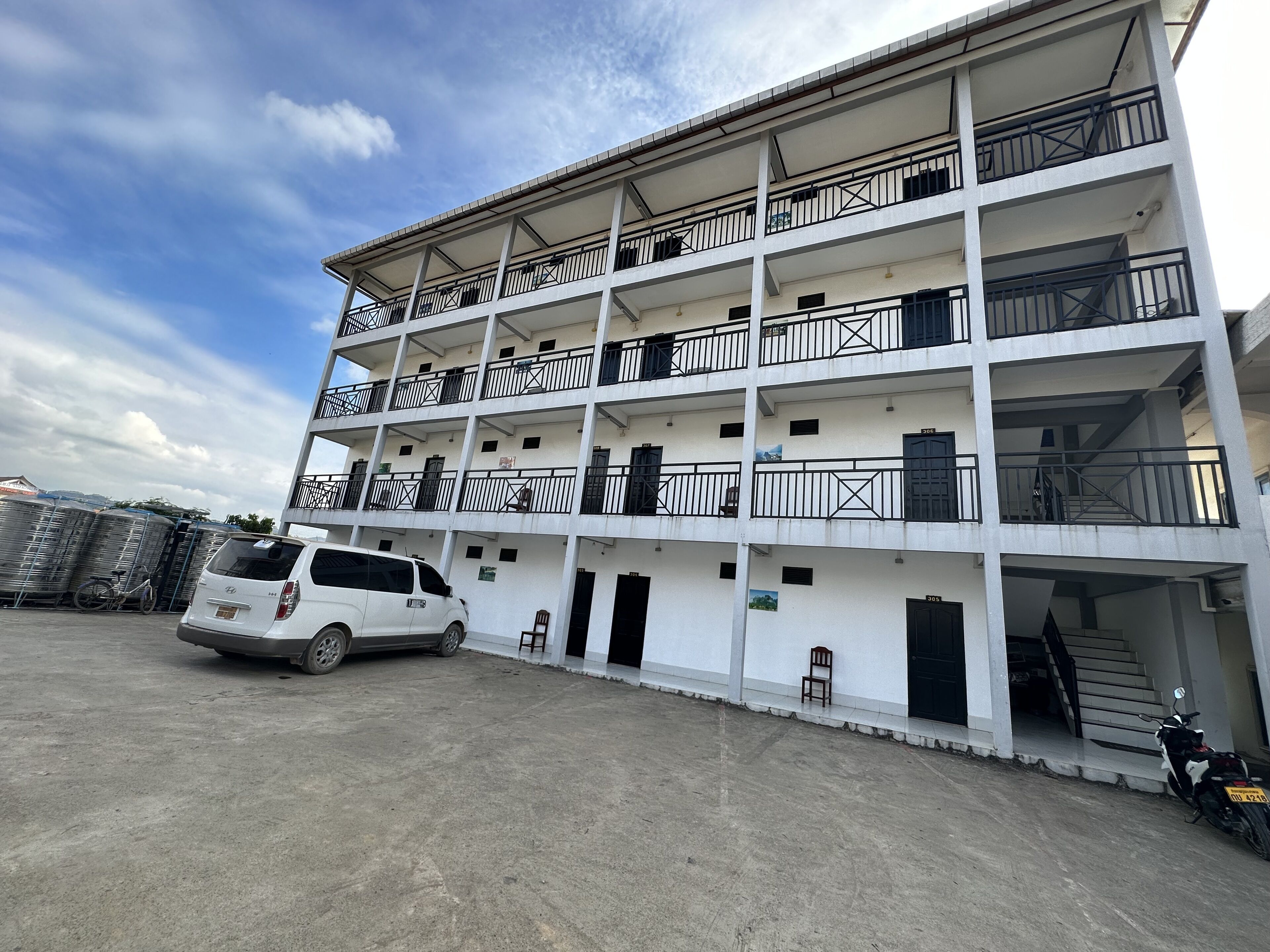 VangVieng Santara Hotel