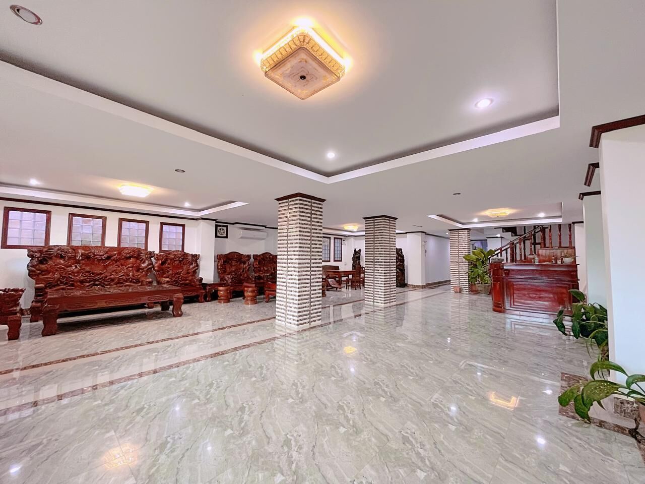 Vangvieng Sisavang Mountain View Hotel