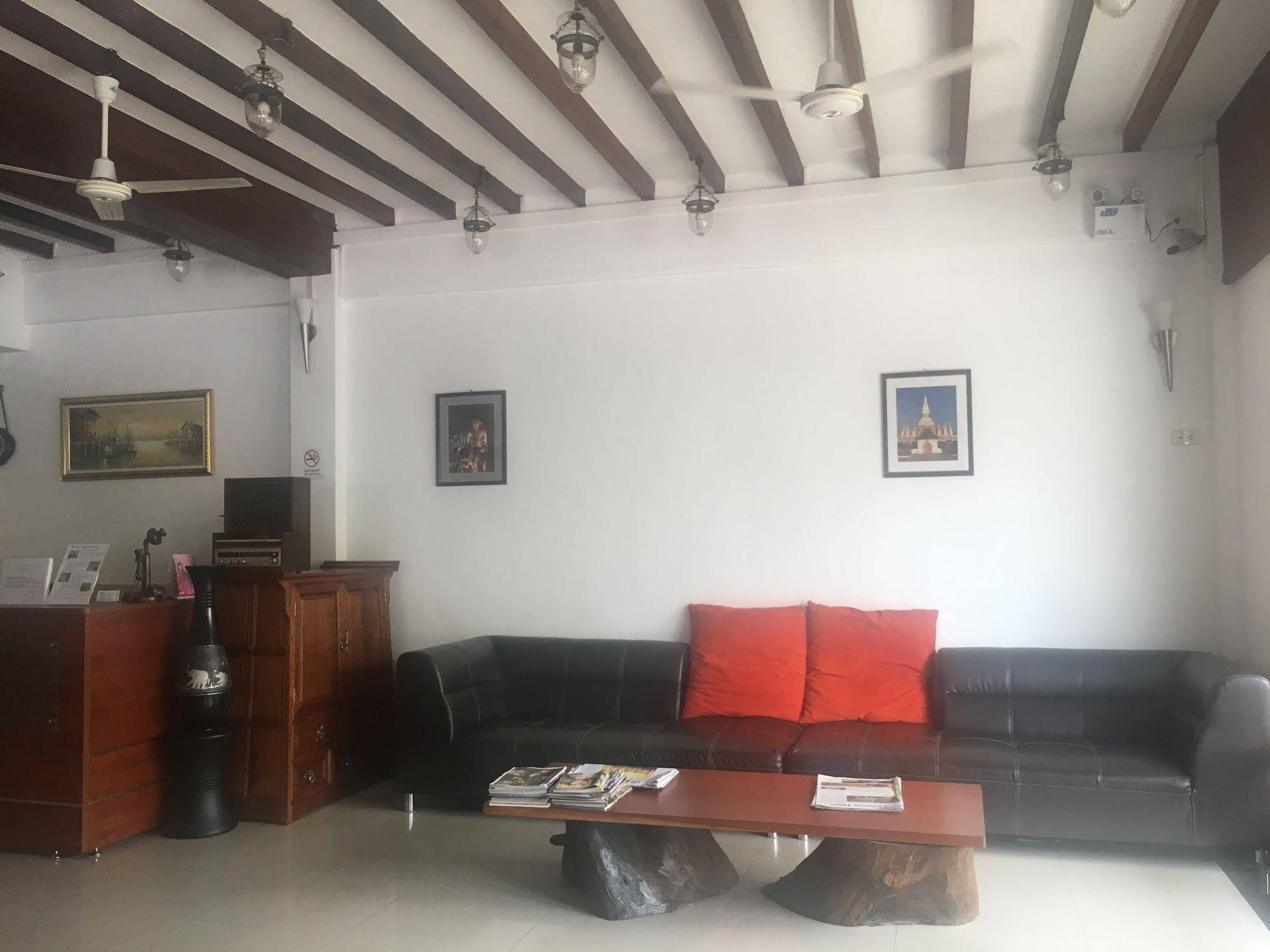 AV Hotel