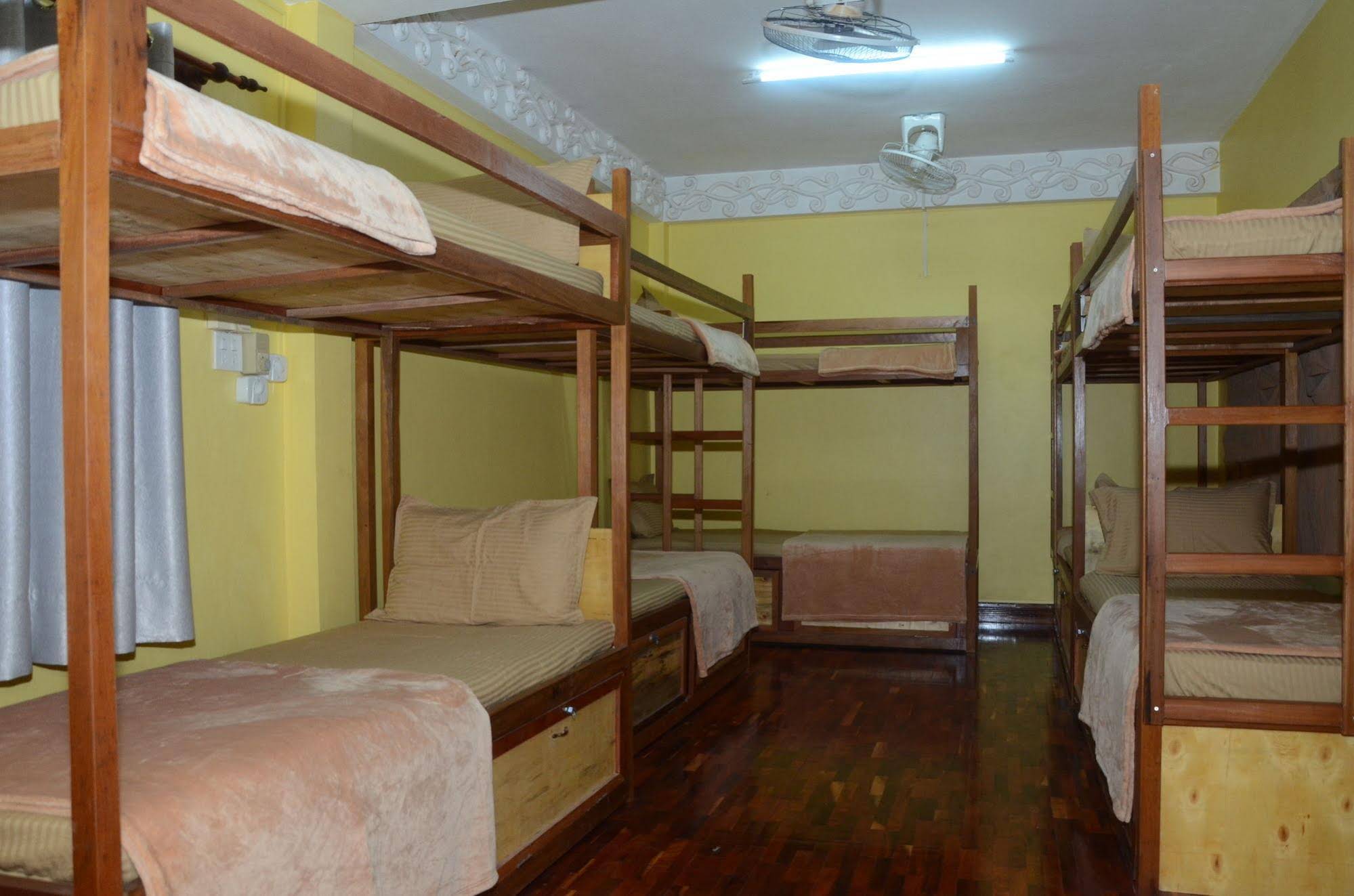 Be Na Cam Guesthouse