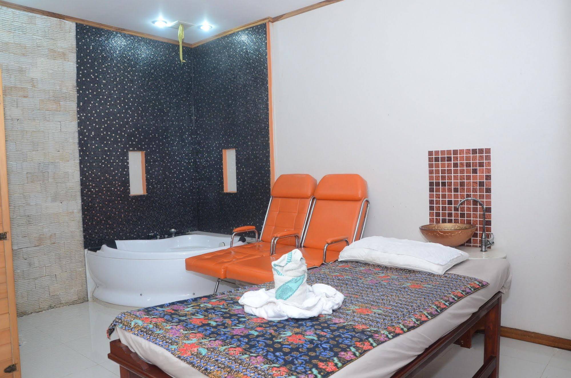 Be Na Cam Guesthouse