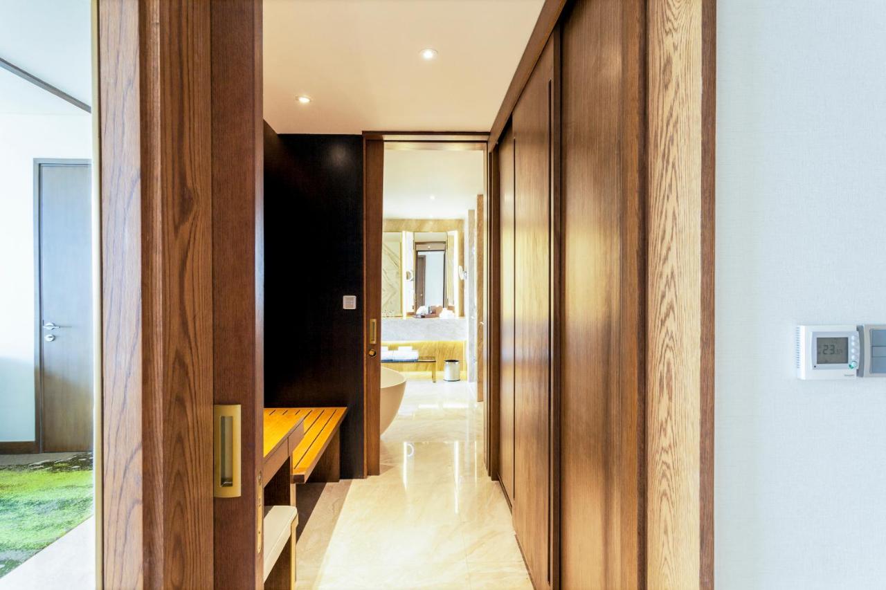 Crowne Plaza Vientiane