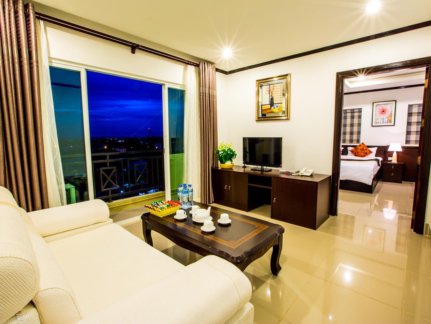 Douangchan Plaza Hotel