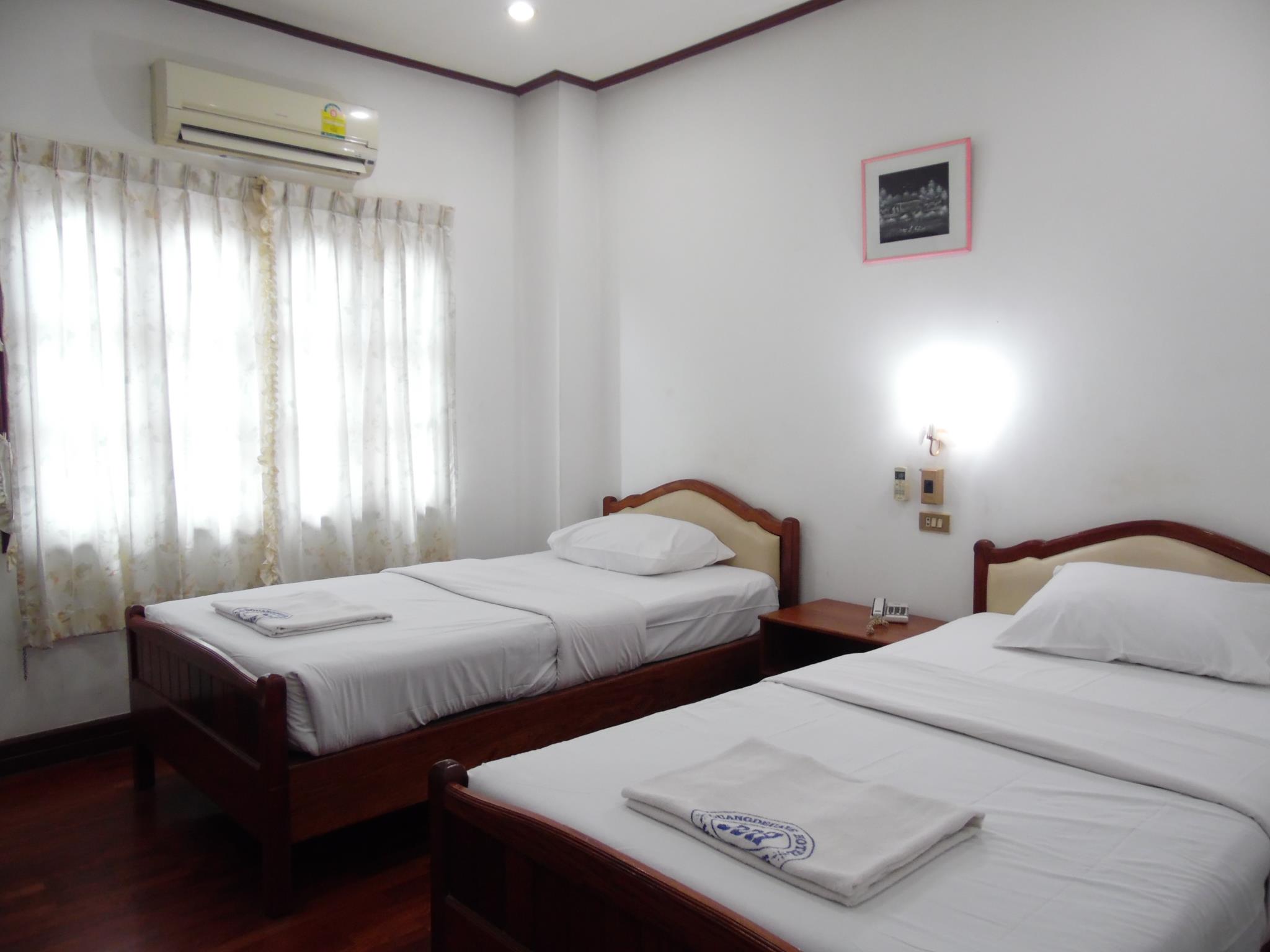 Douang Deuane Hotel