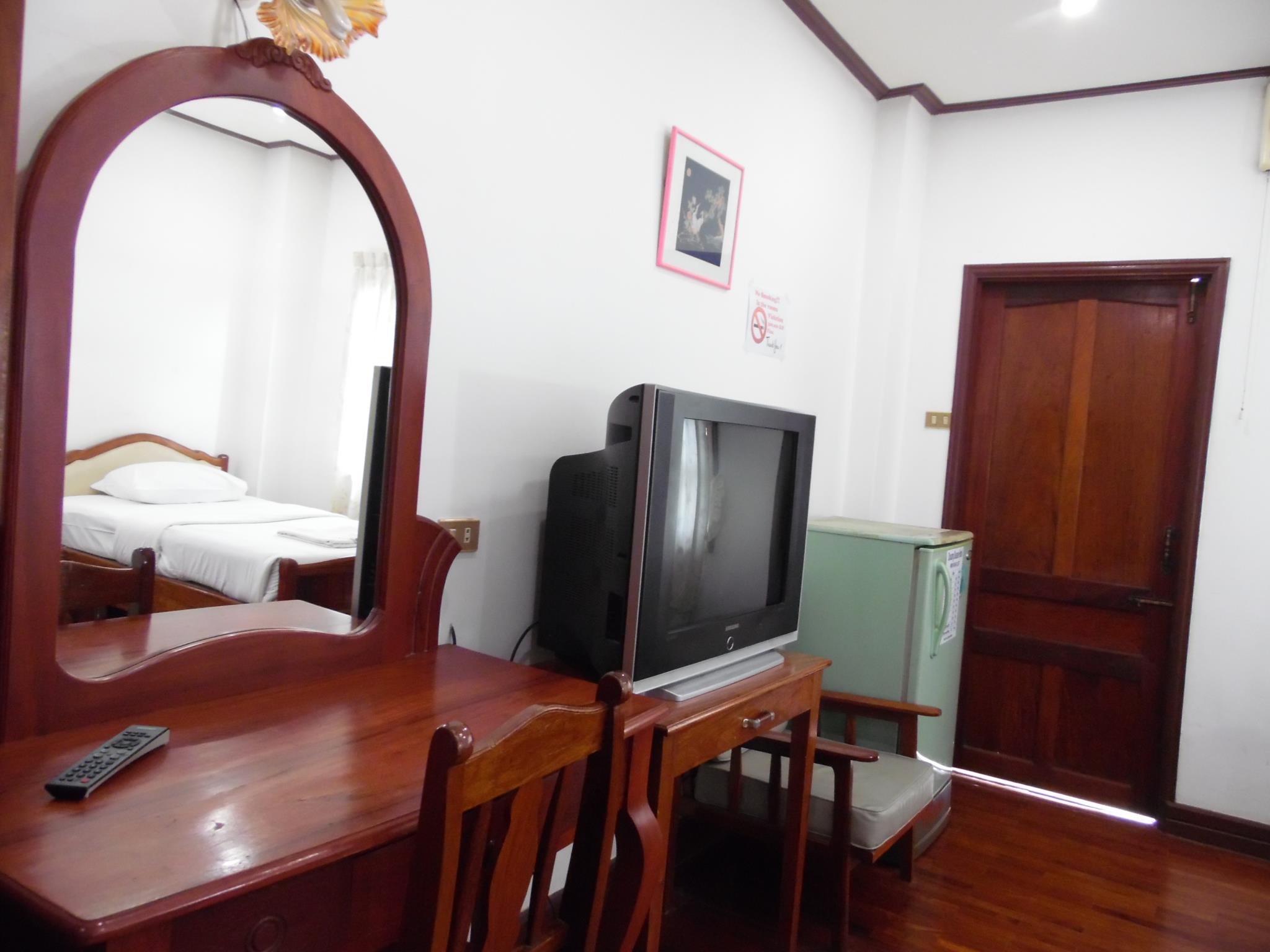 Douang Deuane Hotel