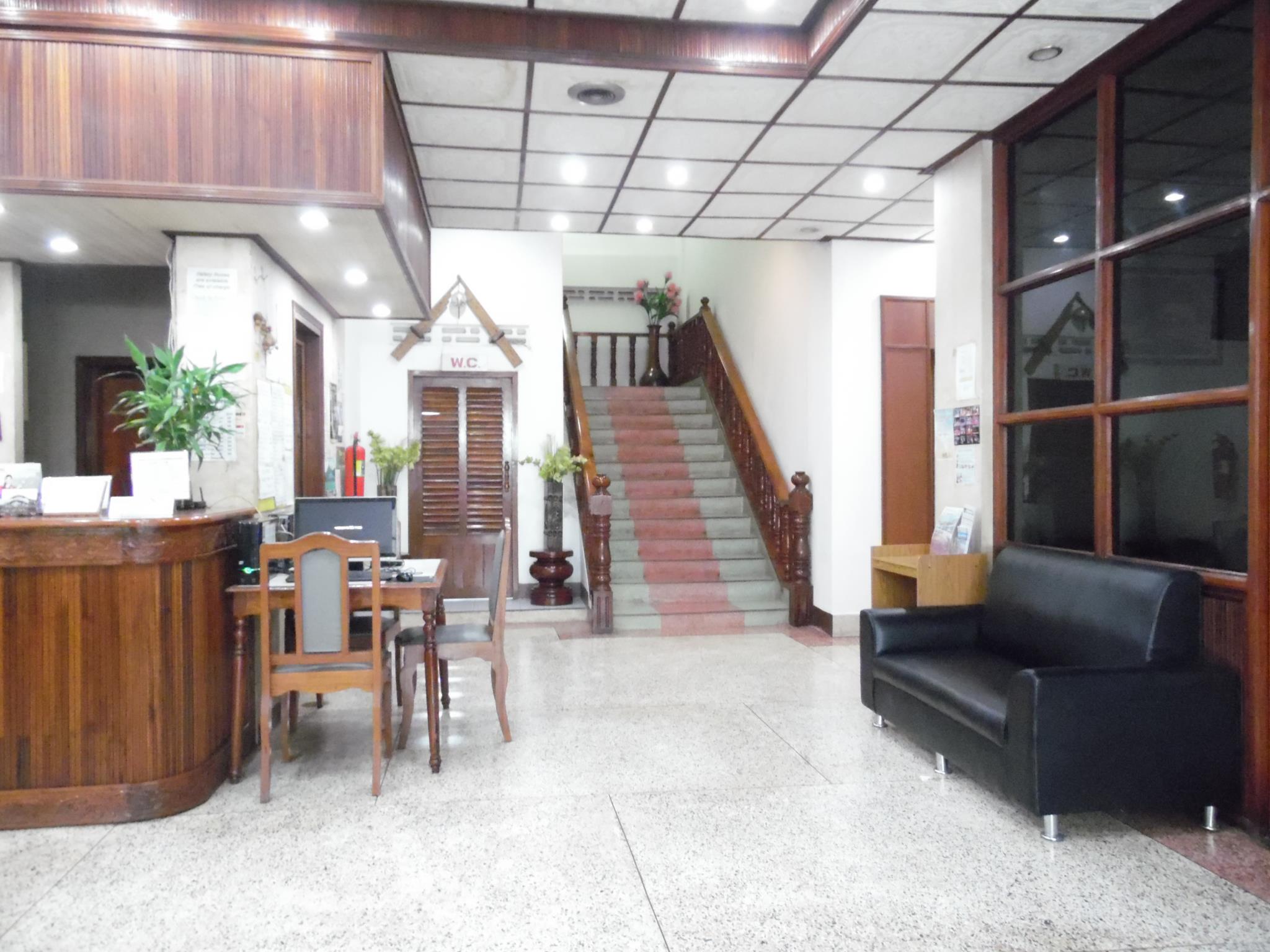 Douang Deuane Hotel