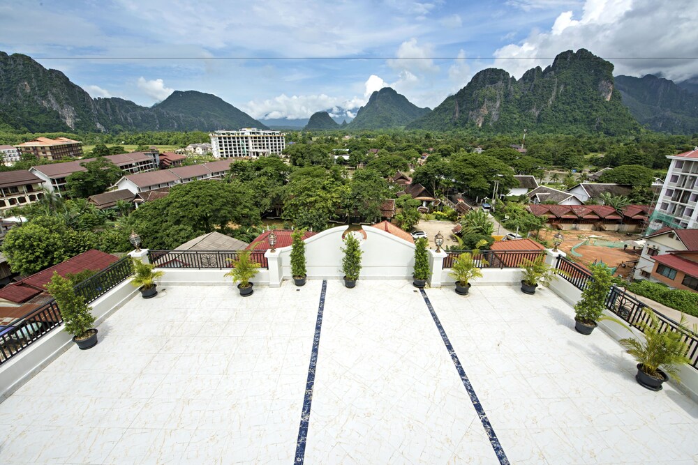 E'den De Vang Vieng Hotel