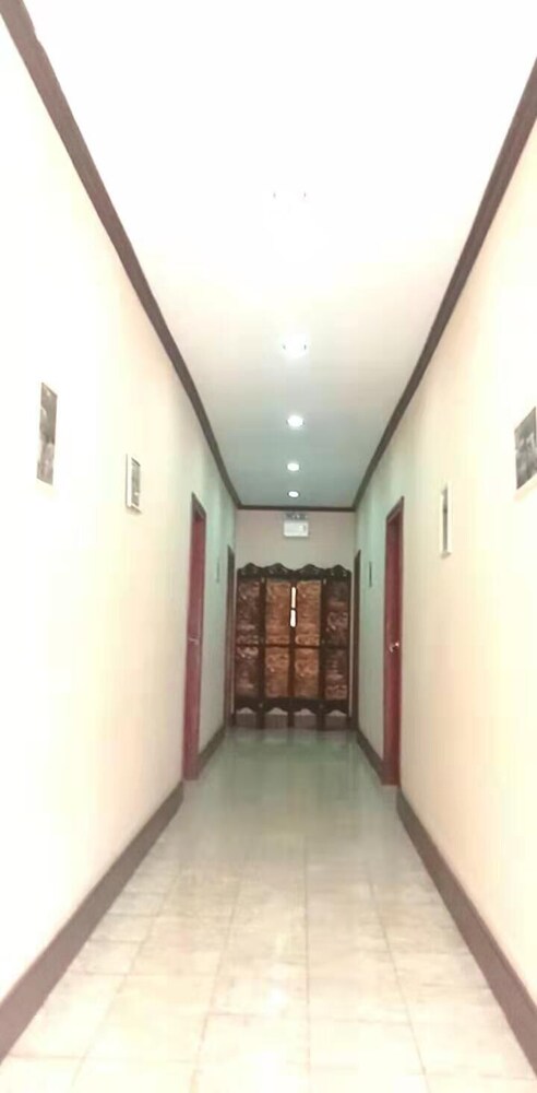 Green Land Hotel