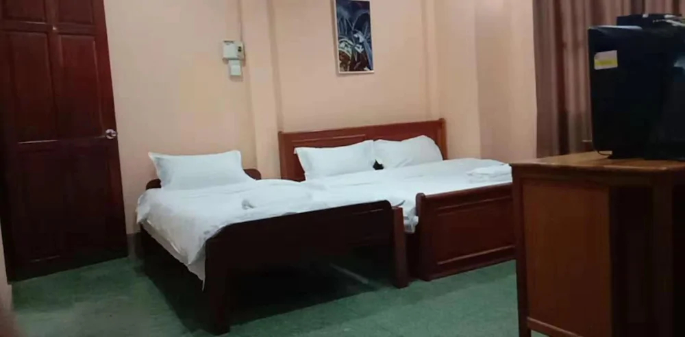 Green Land Hotel