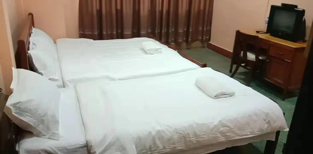 Green Land Hotel