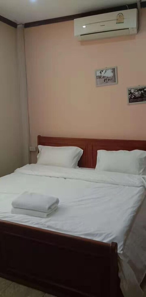 Green Land Hotel