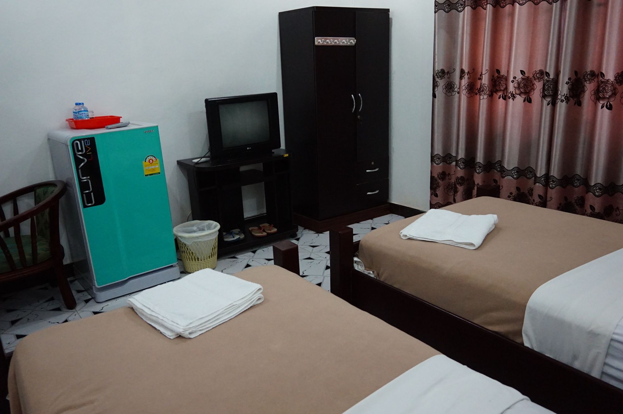 Khamsaner Hotel