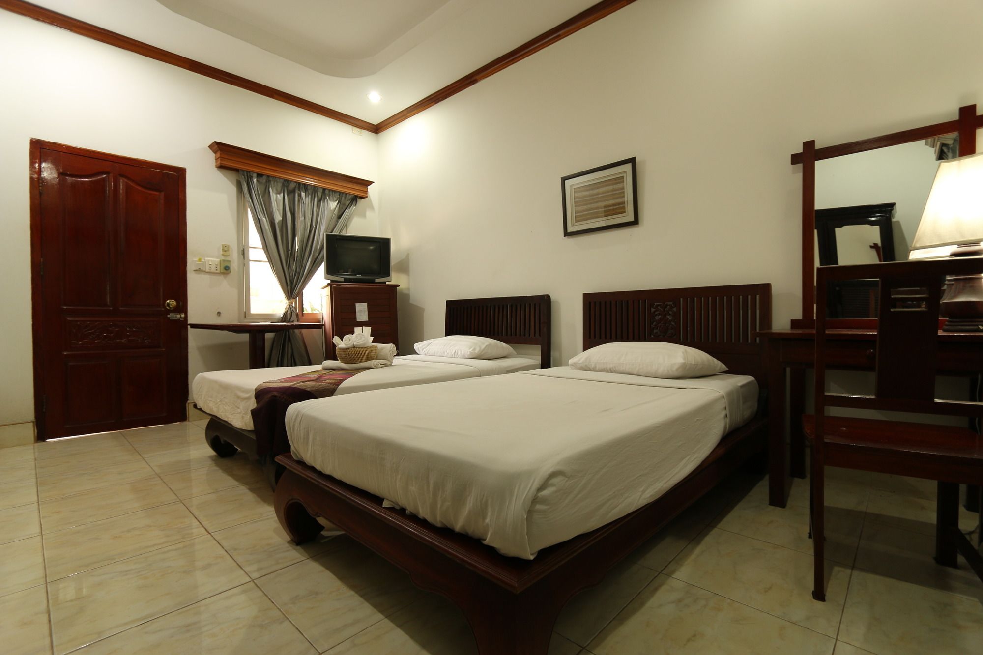 Lalco AR Hotel