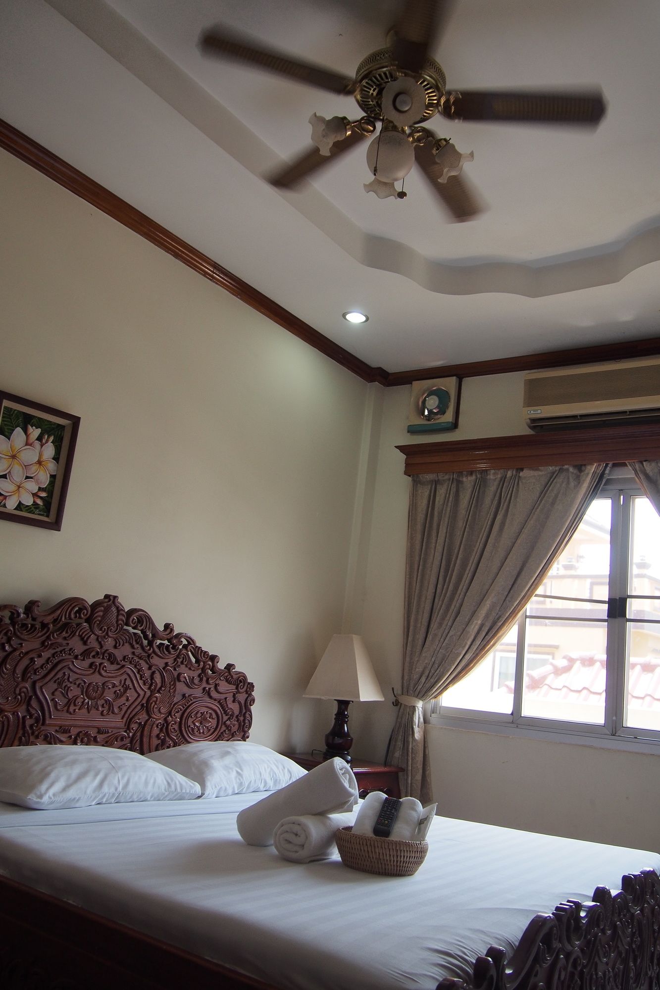 Lalco AR Hotel