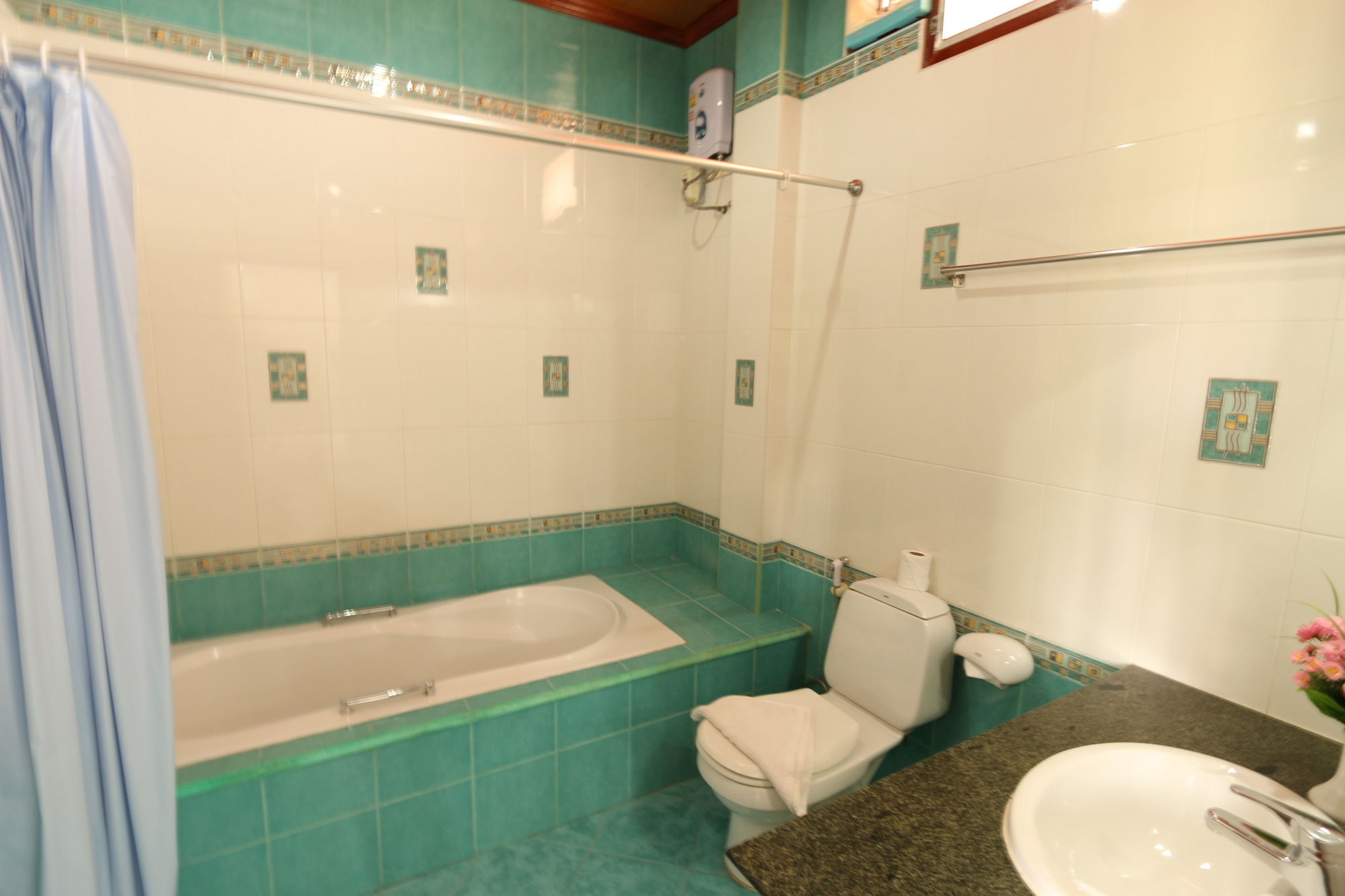 Lalco AR Hotel