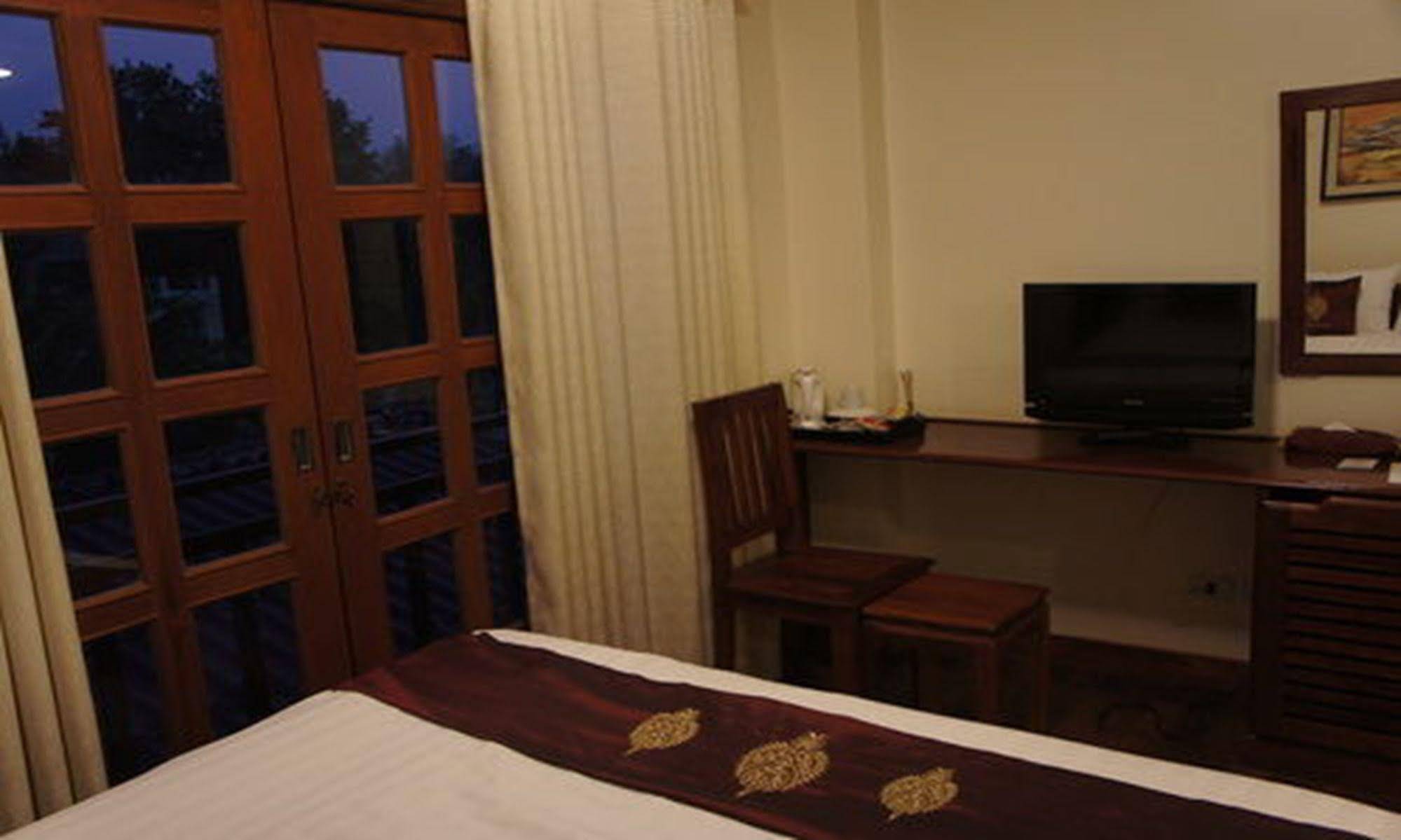 Manorom Boutique Hotel