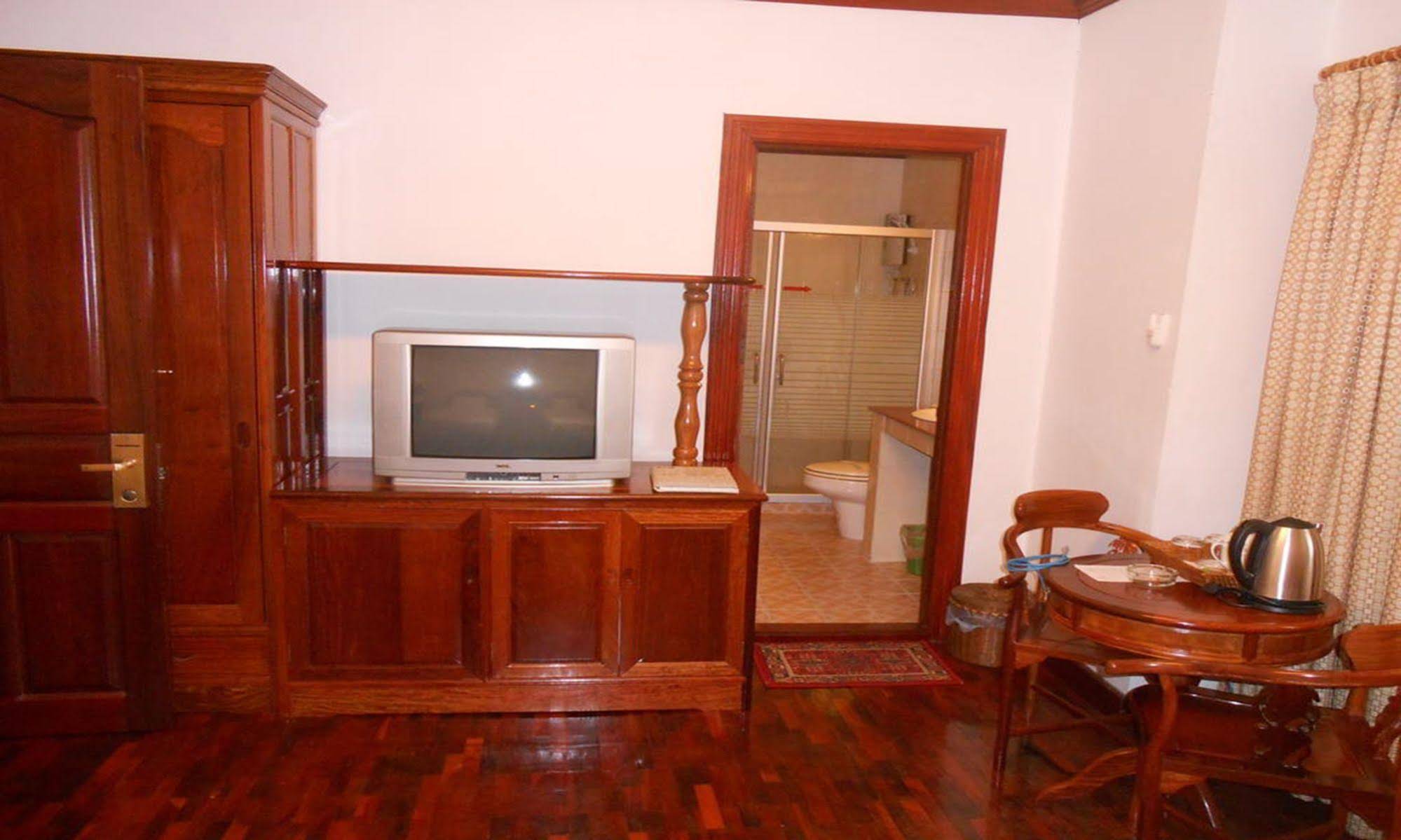 Mekong Hotel