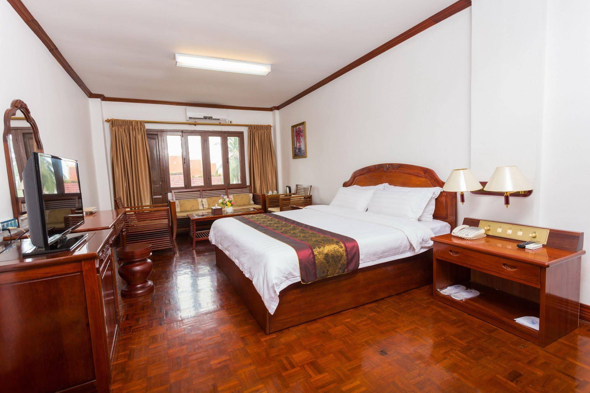 Mekong Hotel