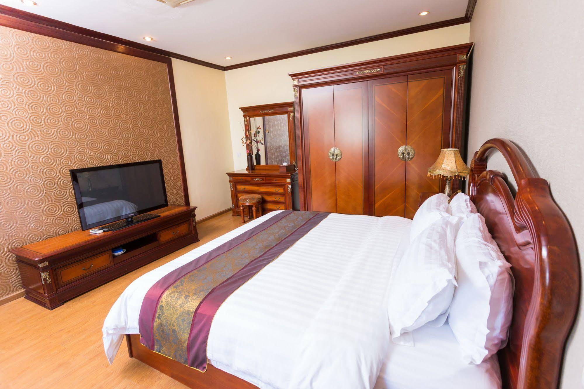 Mekong Hotel