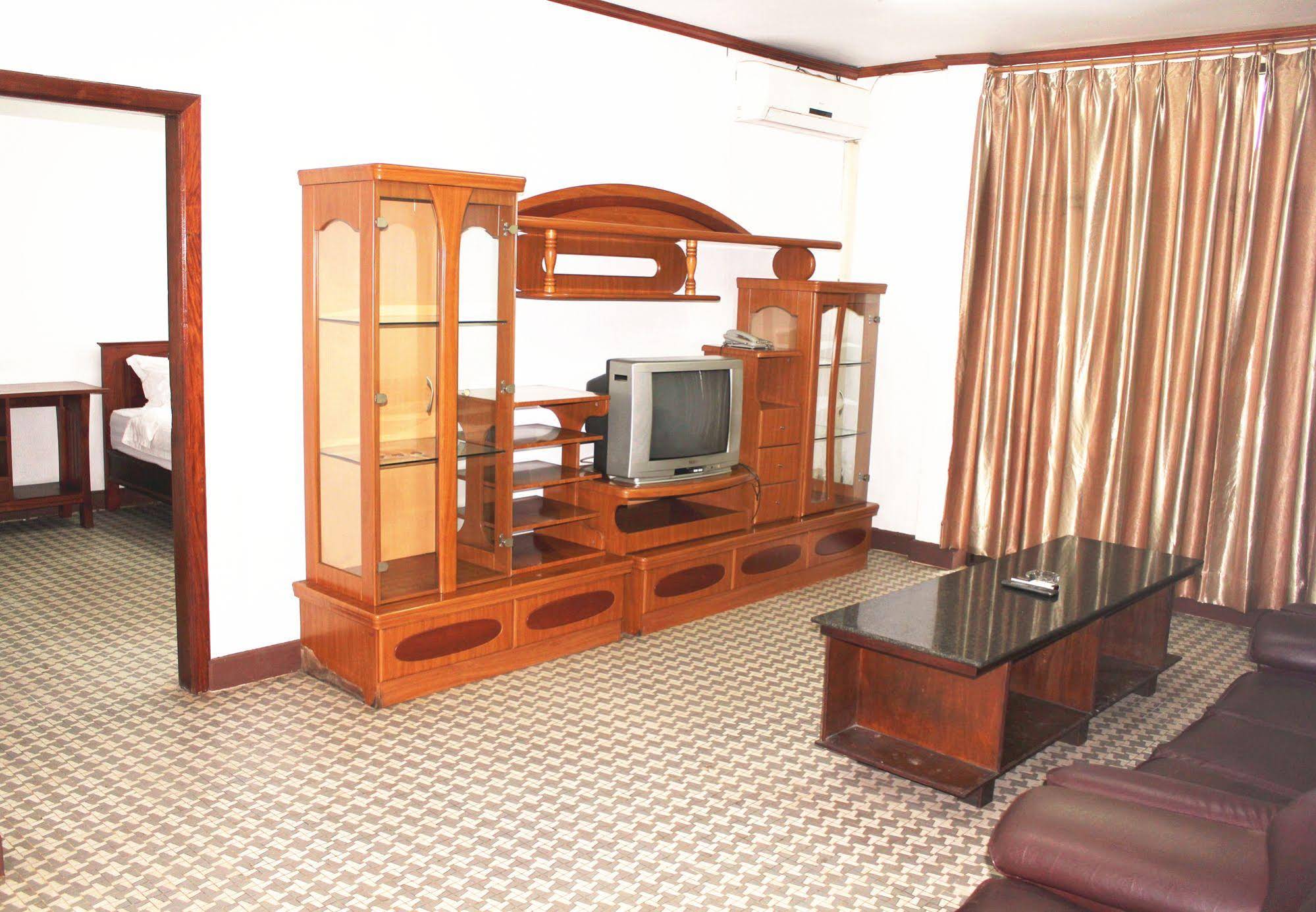 Mekong Hotel