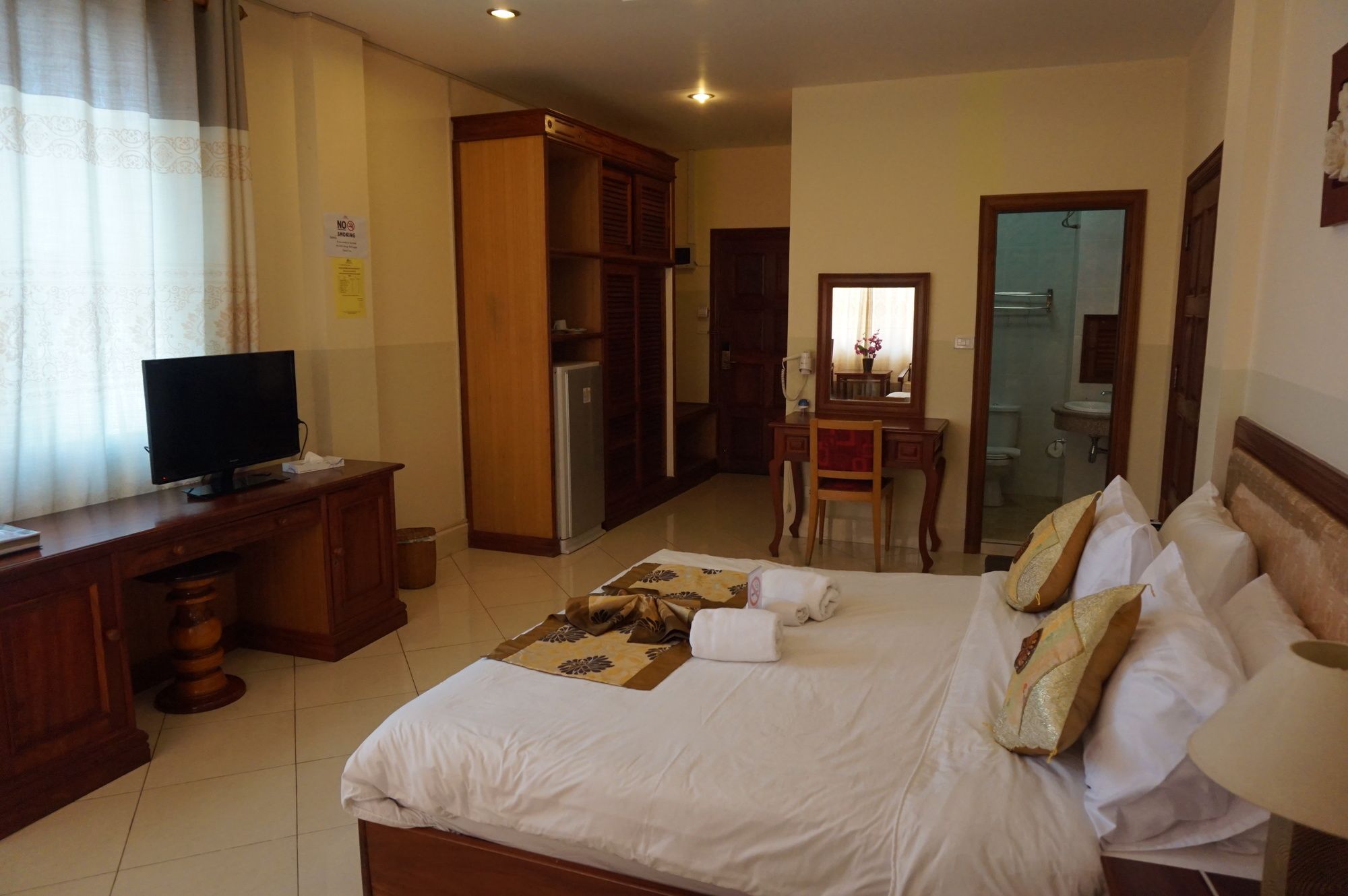 New Rose Boutique Hotel